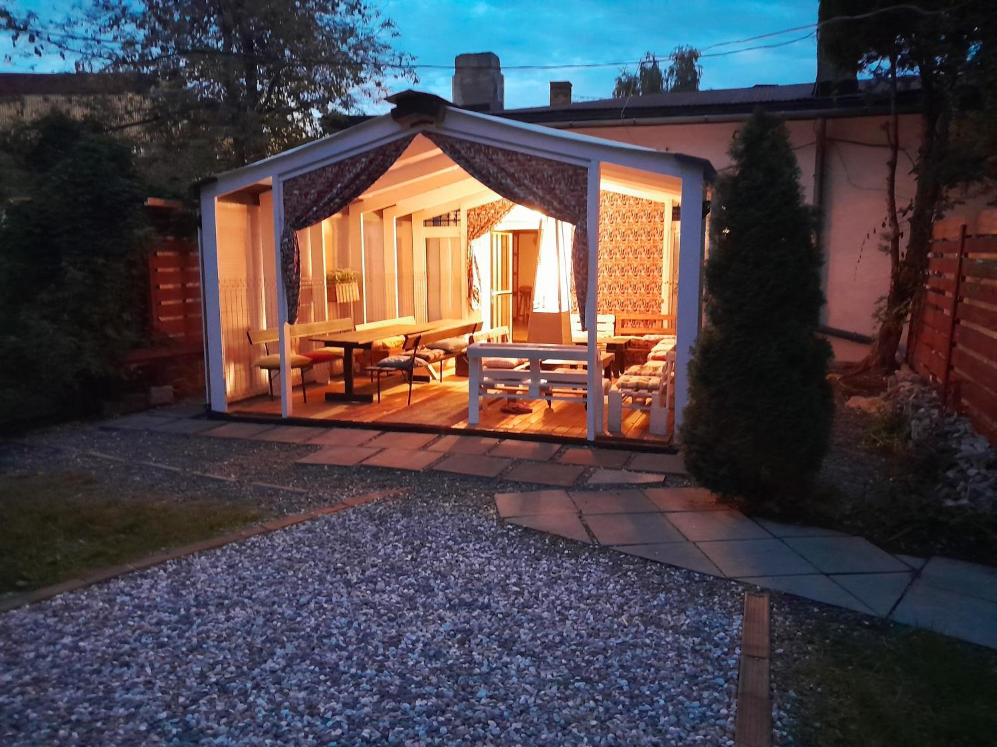Party House And Garden Villa - Krakow — Photos 1